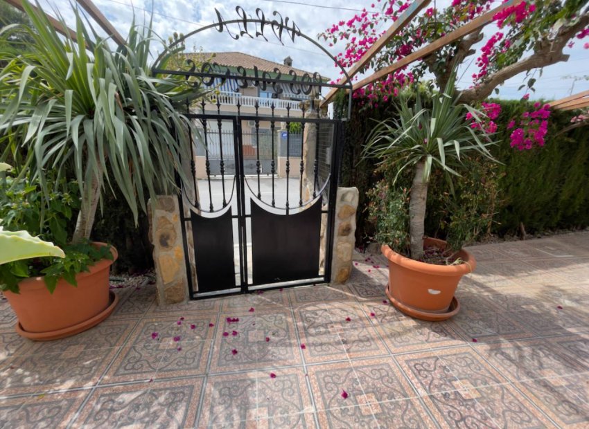 Herverkoop - Country House - Orihuela