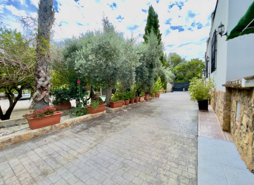 Herverkoop - Country House - Orihuela