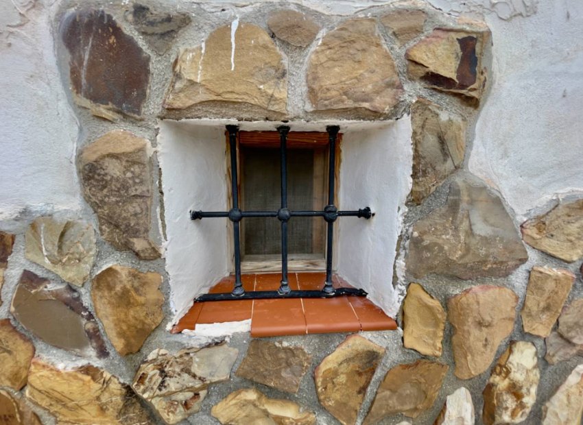 Herverkoop - Country House - Orihuela