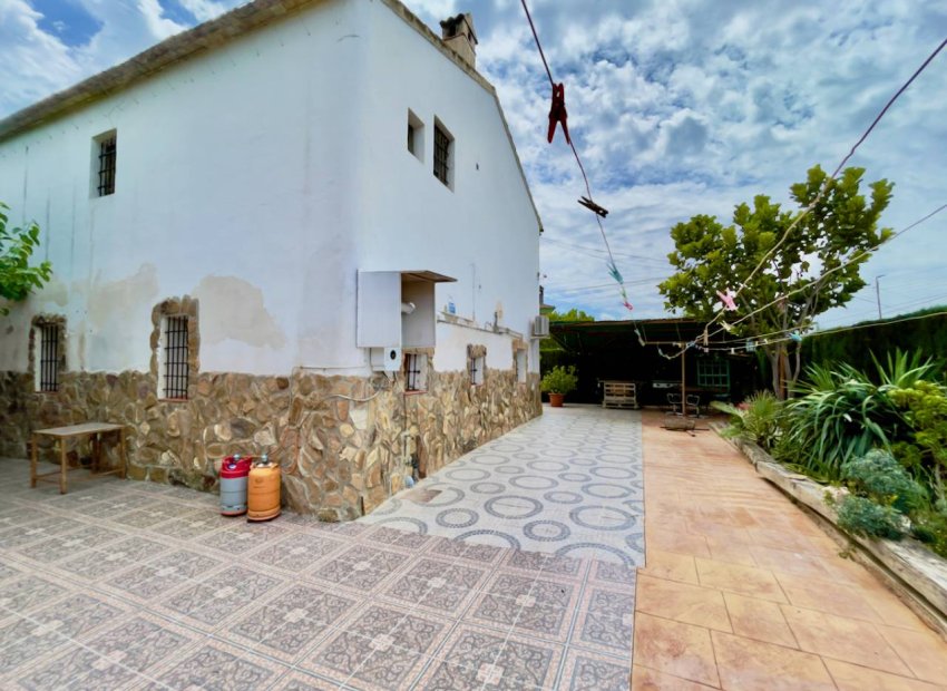 Herverkoop - Country House - Orihuela