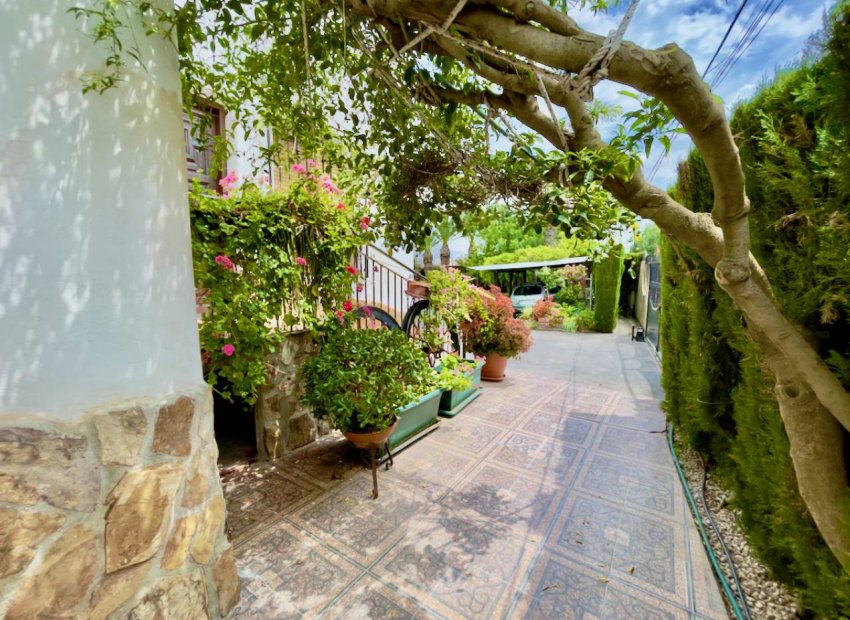 Herverkoop - Country House - Orihuela