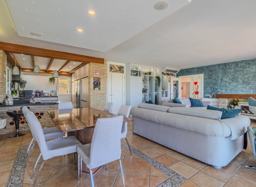 Herverkoop - Country House - San Miguel de Salinas - Torremendo