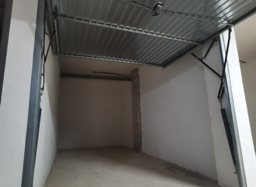 Herverkoop - Garage - Orihuela Costa - Playa Flamenca