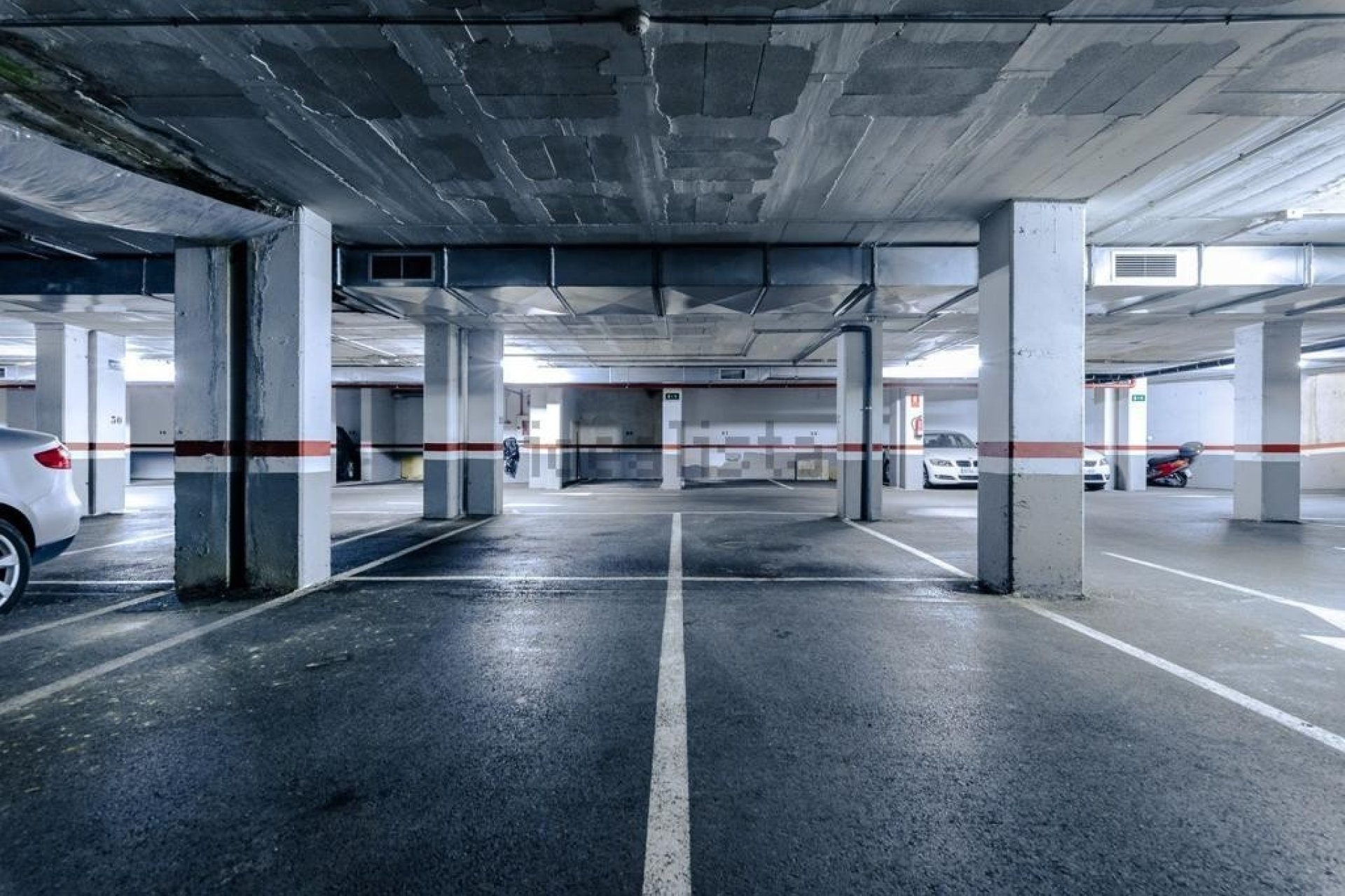 Herverkoop - Garage - Villajoyosa - Cala de Finestrat