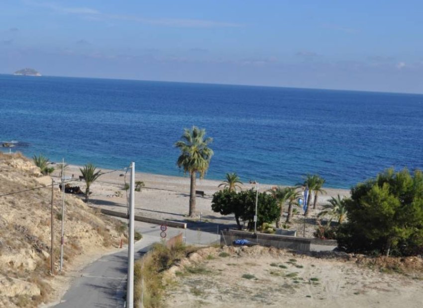 Herverkoop - Garage - Villajoyosa - Varadero/ Estudiantes beach