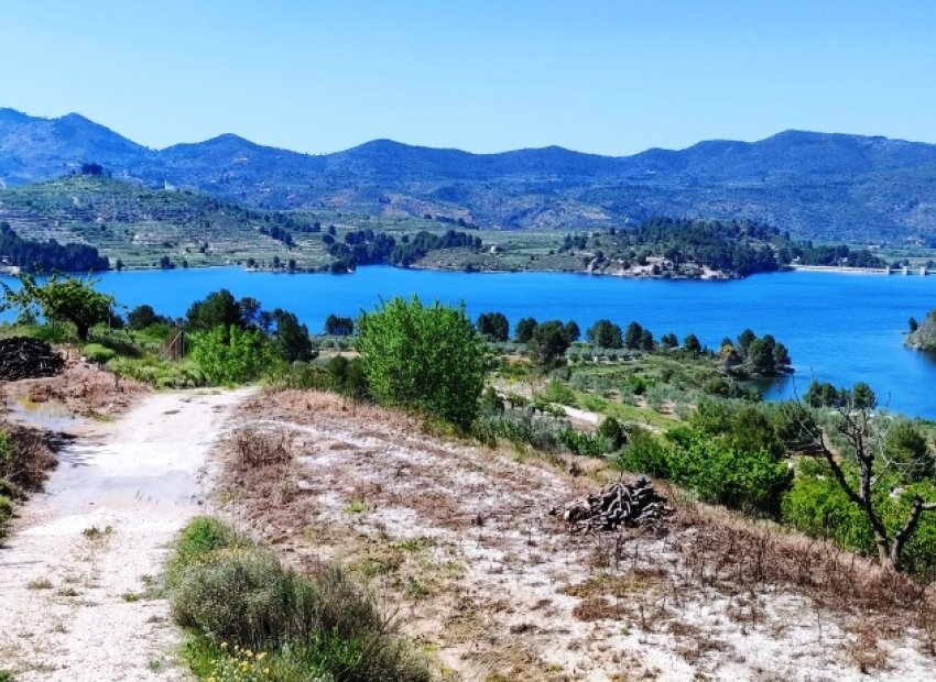 Herverkoop - Perceel / Grond - Planes