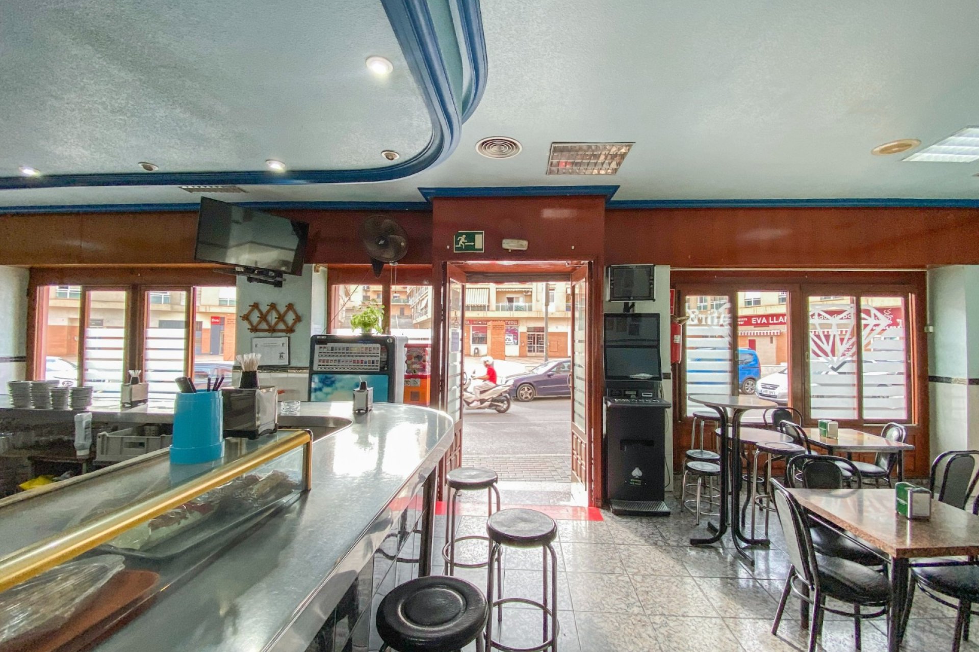 Herverkoop - Reclame - Águilas - Center