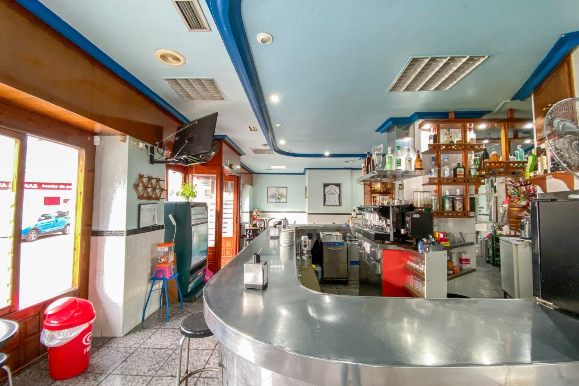 Herverkoop - Reclame - Águilas - Center