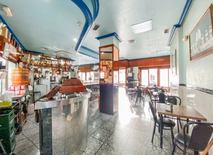 Herverkoop - Reclame - Águilas - Center