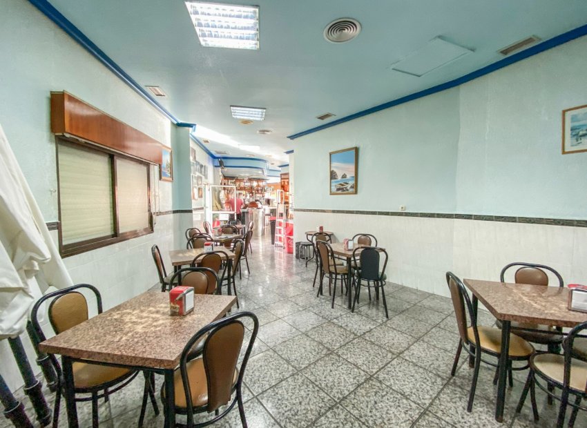 Herverkoop - Reclame - Águilas - Center