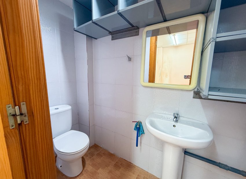 Herverkoop - Reclame - Águilas - Paseo Parra