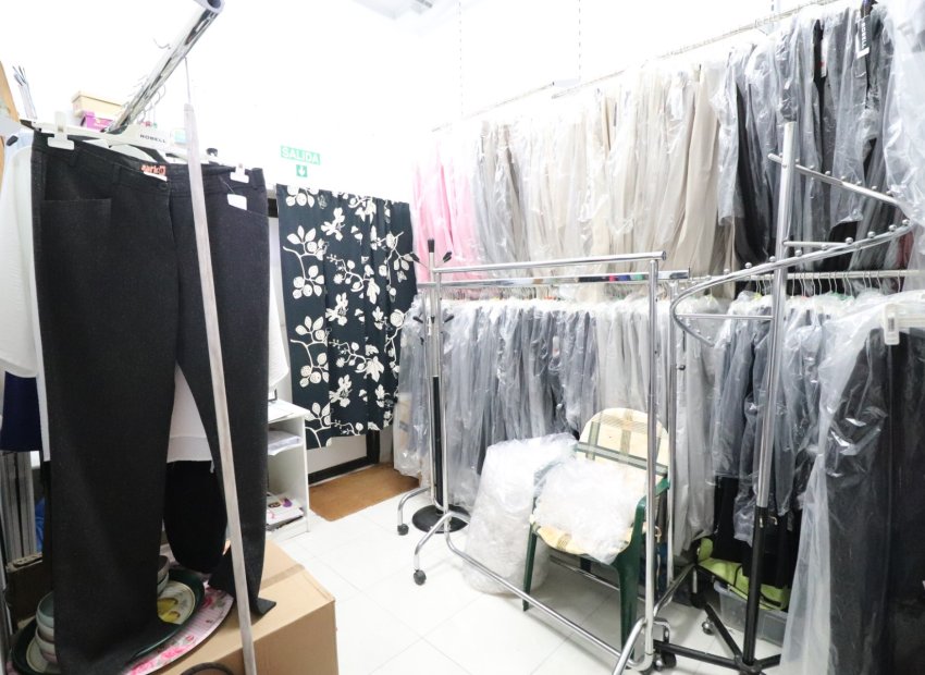 Herverkoop - Reclame - Algorfa - La finca Golf