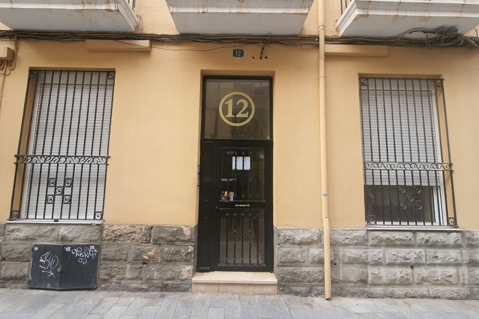 Herverkoop - Reclame - Alicante - Casco antiguo