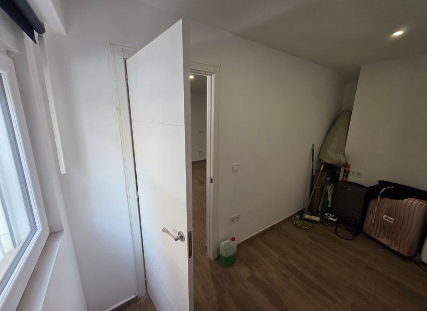 Herverkoop - Reclame - Alicante - Centro