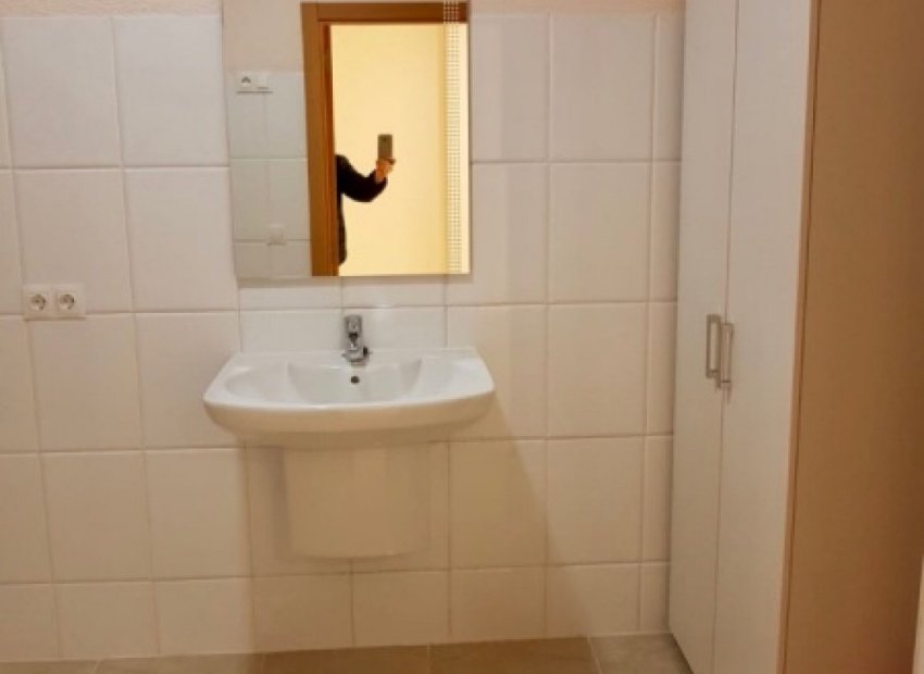 Herverkoop - Reclame - Benidorm - Colonia Madrid