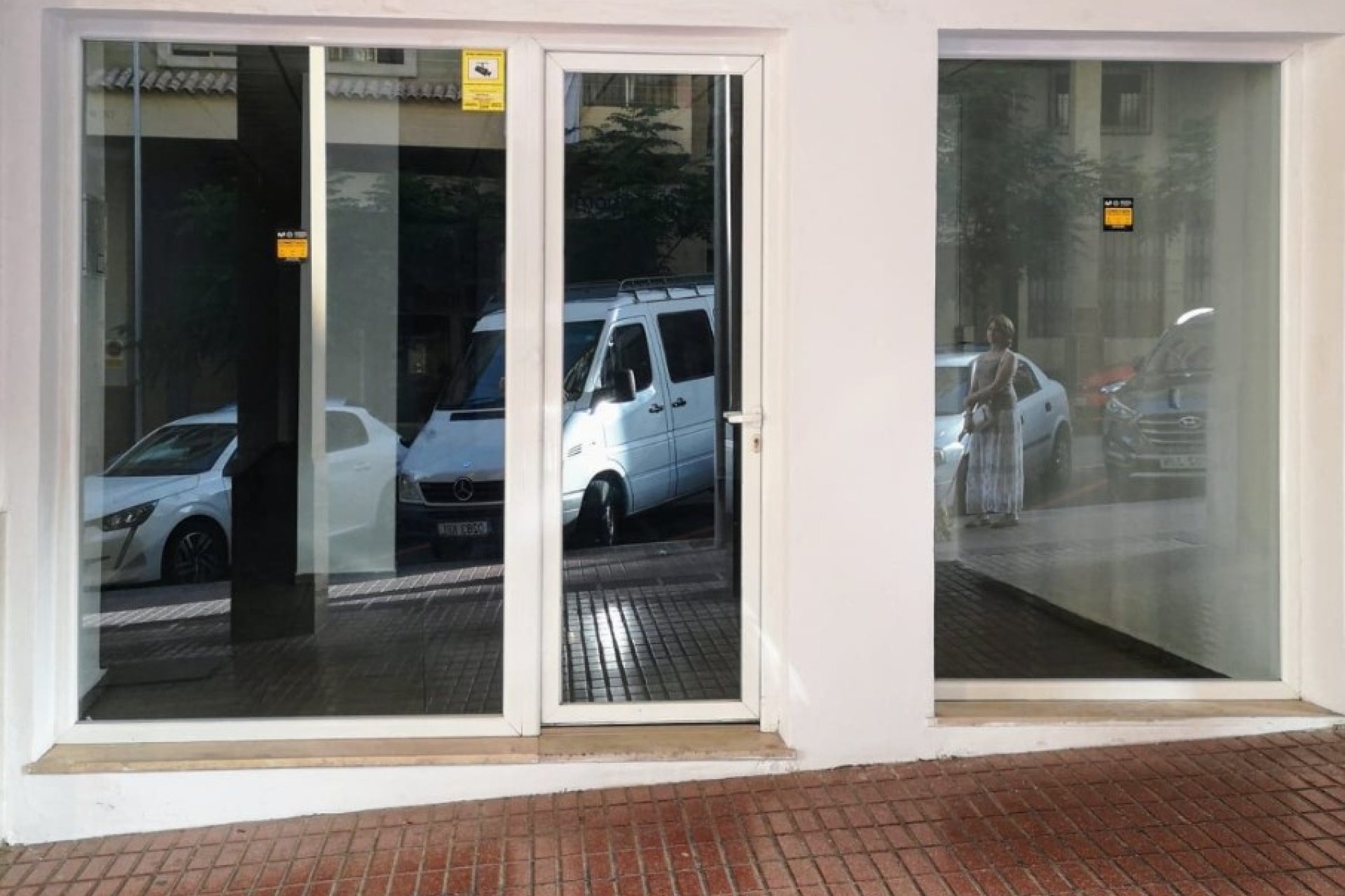 Herverkoop - Reclame - Benidorm - Colonia Madrid