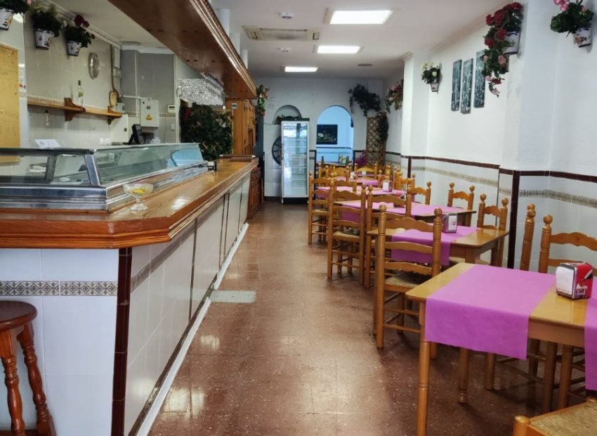 Herverkoop - Reclame - Benidorm - Old Town