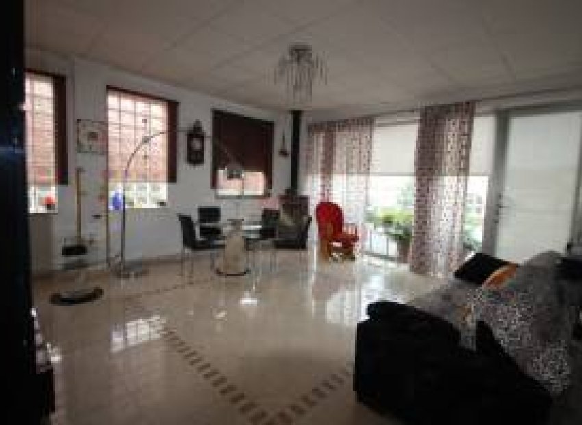 Herverkoop - Reclame - Ciudad Quesada