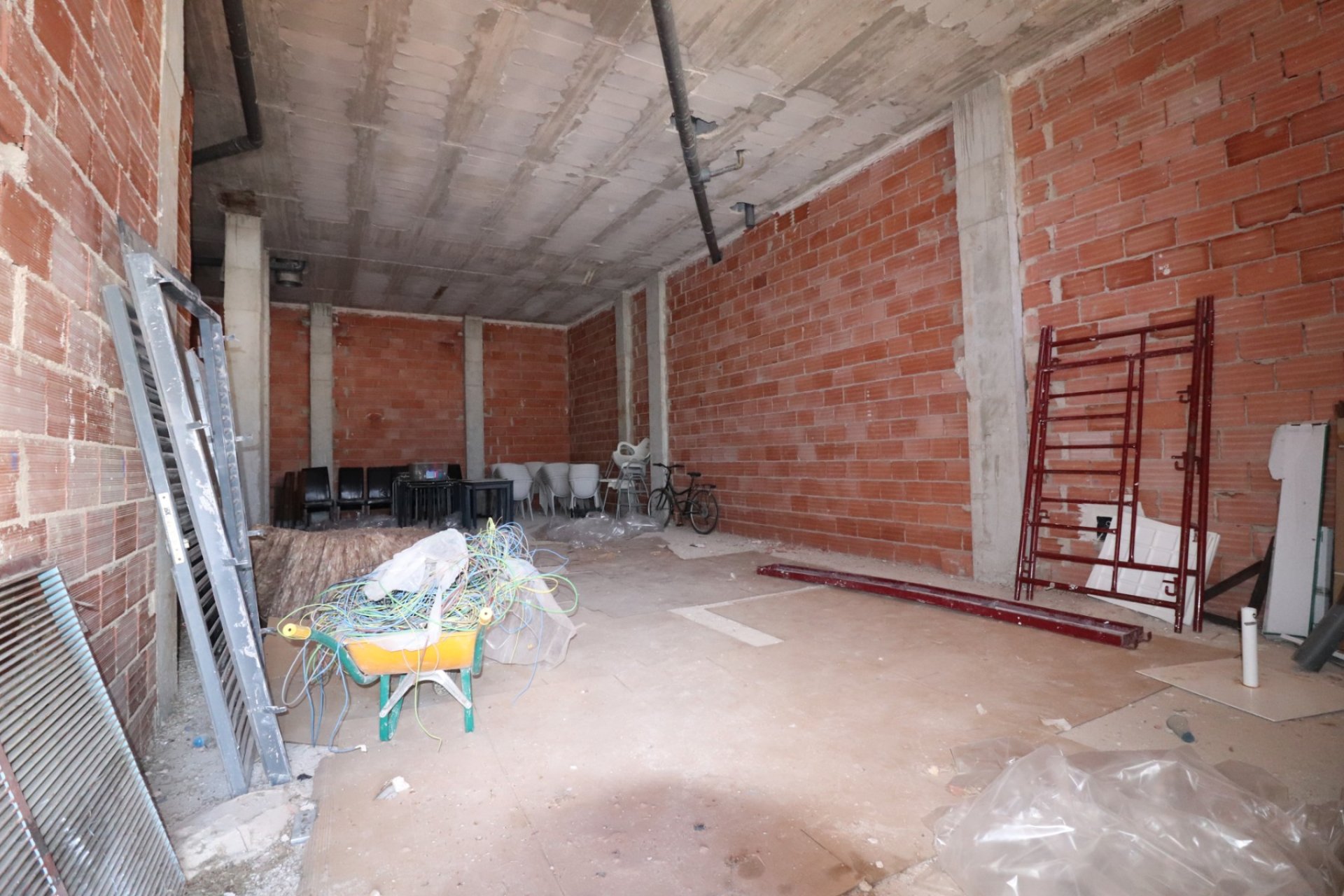 Herverkoop - Reclame - Los Montesinos - Laguna Green