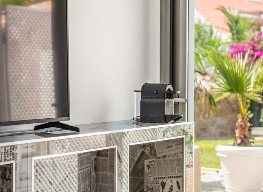 Herverkoop - Reclame - Marbella - Nueva Andalucía