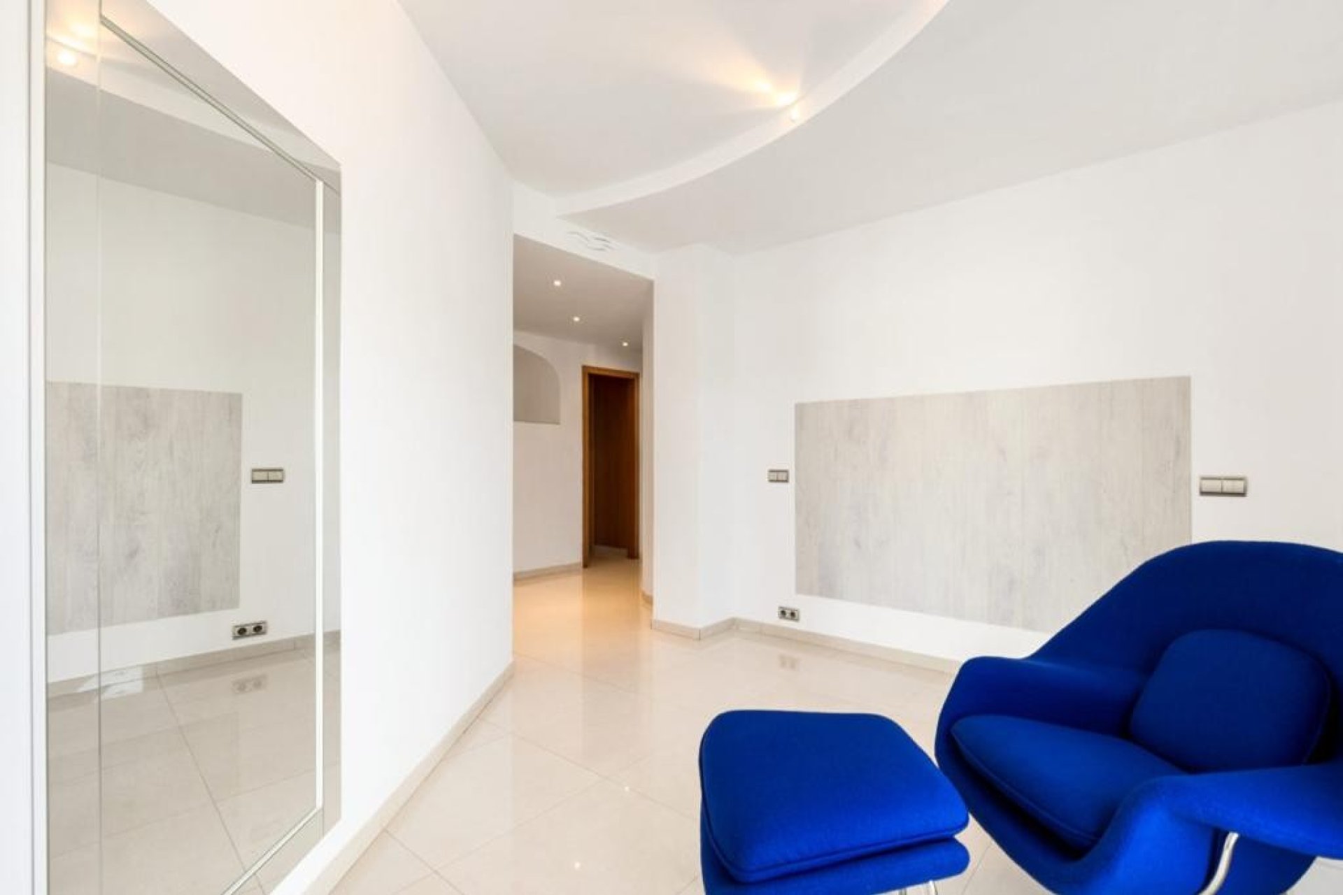 Herverkoop - Reclame - Marbella - Nueva Andalucía