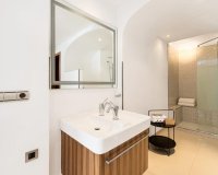 Herverkoop - Reclame - Marbella - Nueva Andalucía