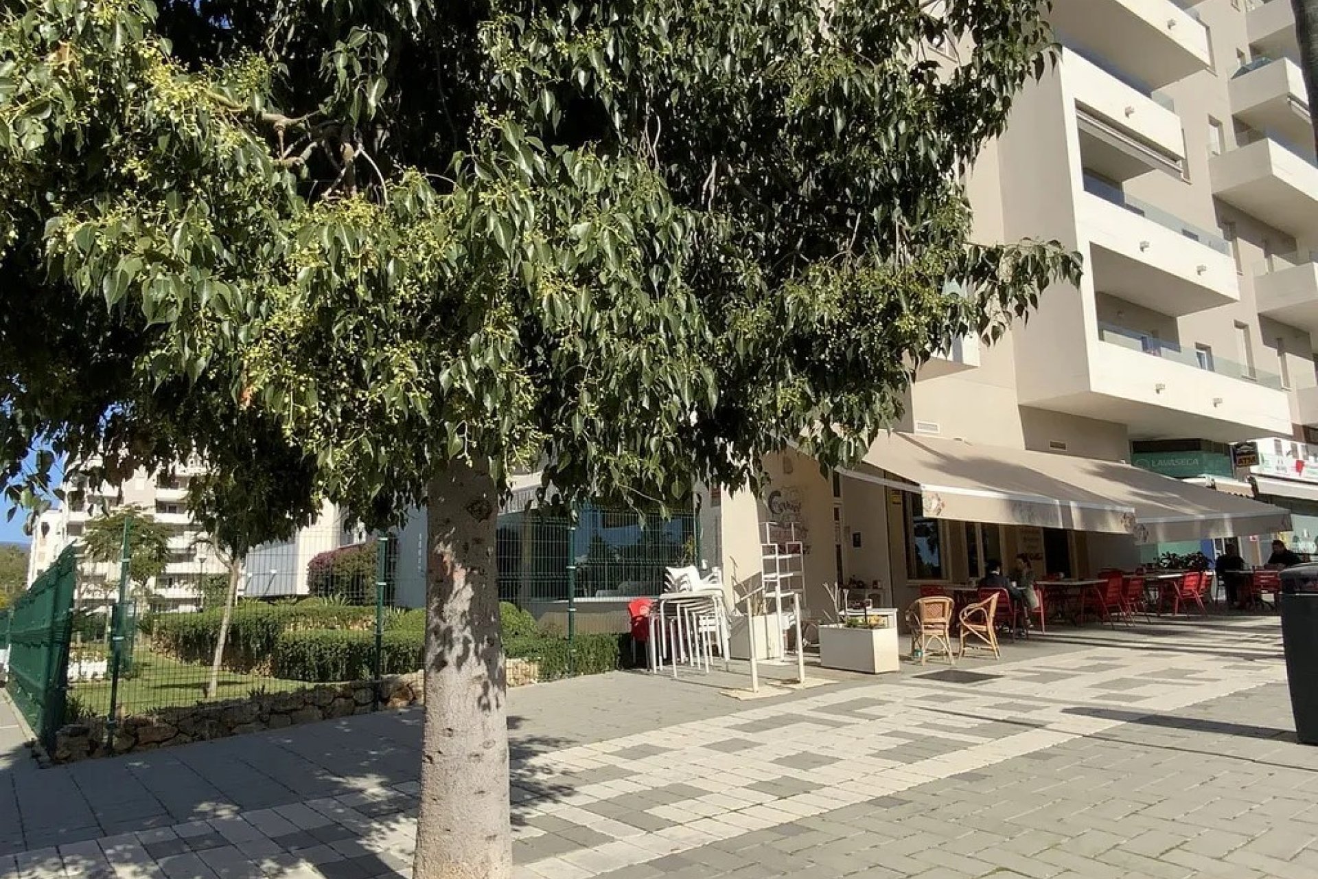 Herverkoop - Reclame - Marbella - Nueva Andalucía