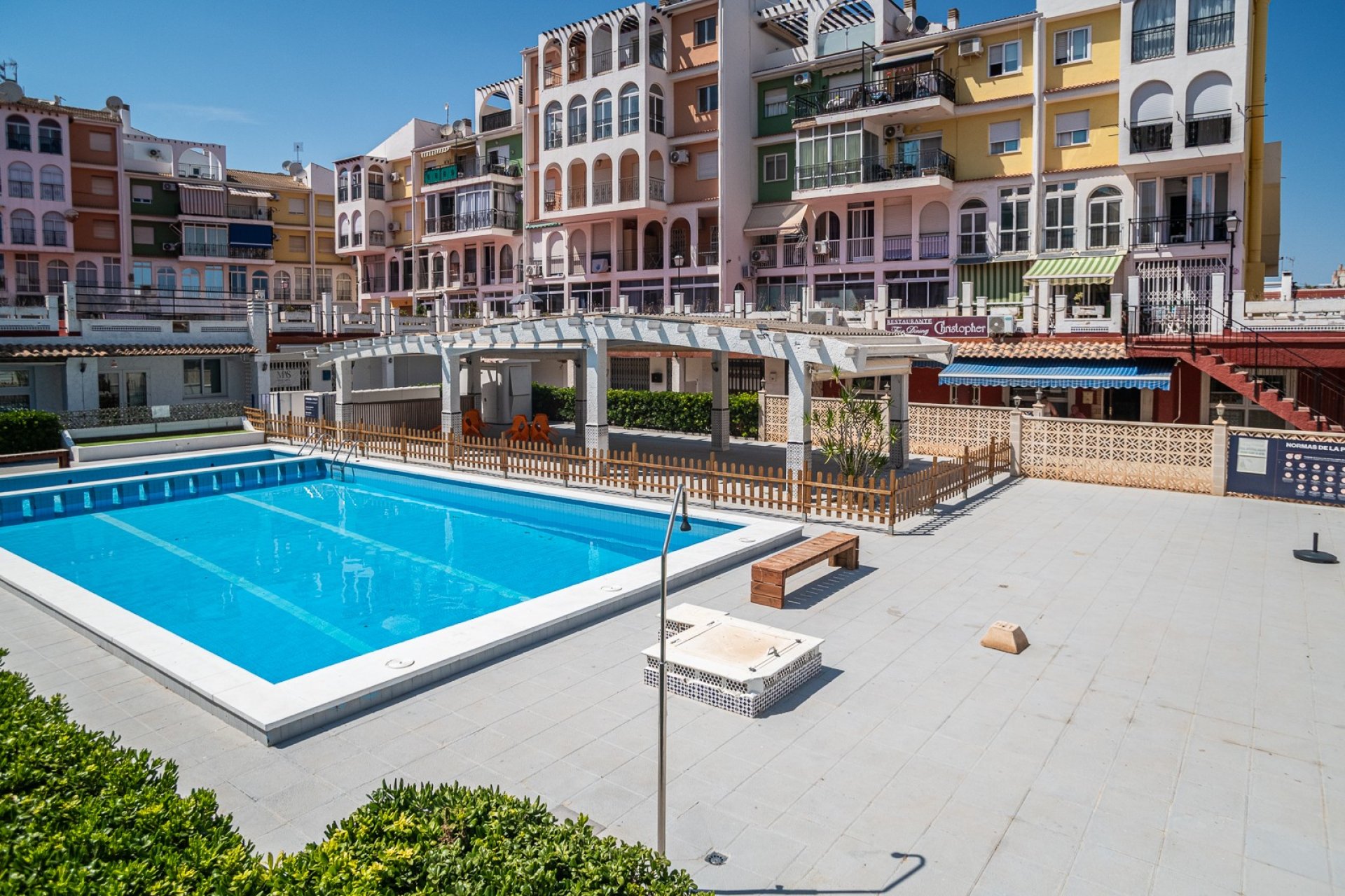 Herverkoop - Reclame - Torrevieia - La Veleta