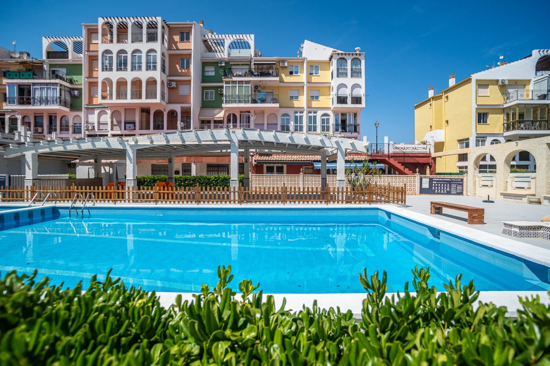 Herverkoop - Reclame - Torrevieia - La Veleta