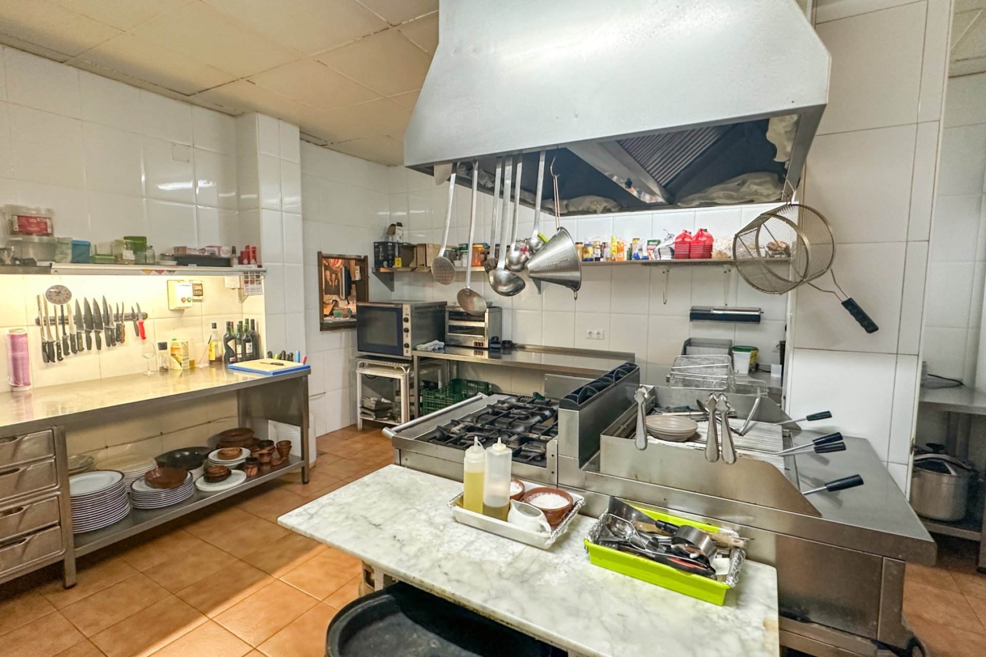 Herverkoop - Reclame - Torrevieia - Nueva Torrevieja