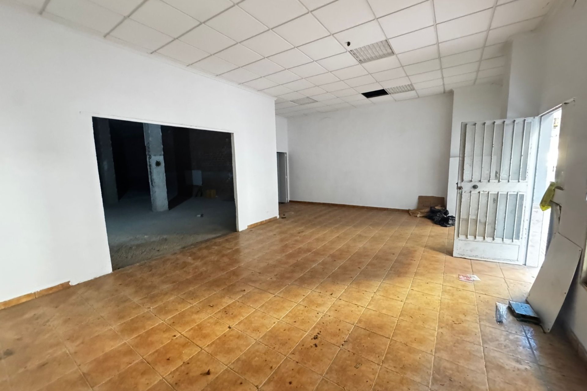 Herverkoop - Reclame - Torrevieia - Playa Los Locos