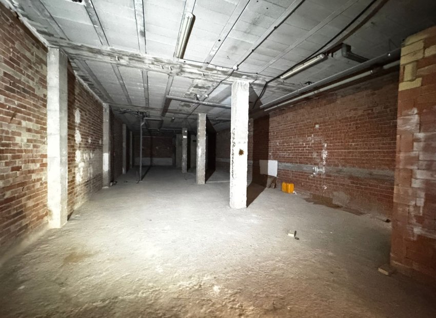 Herverkoop - Reclame - Torrevieia - Playa Los Locos