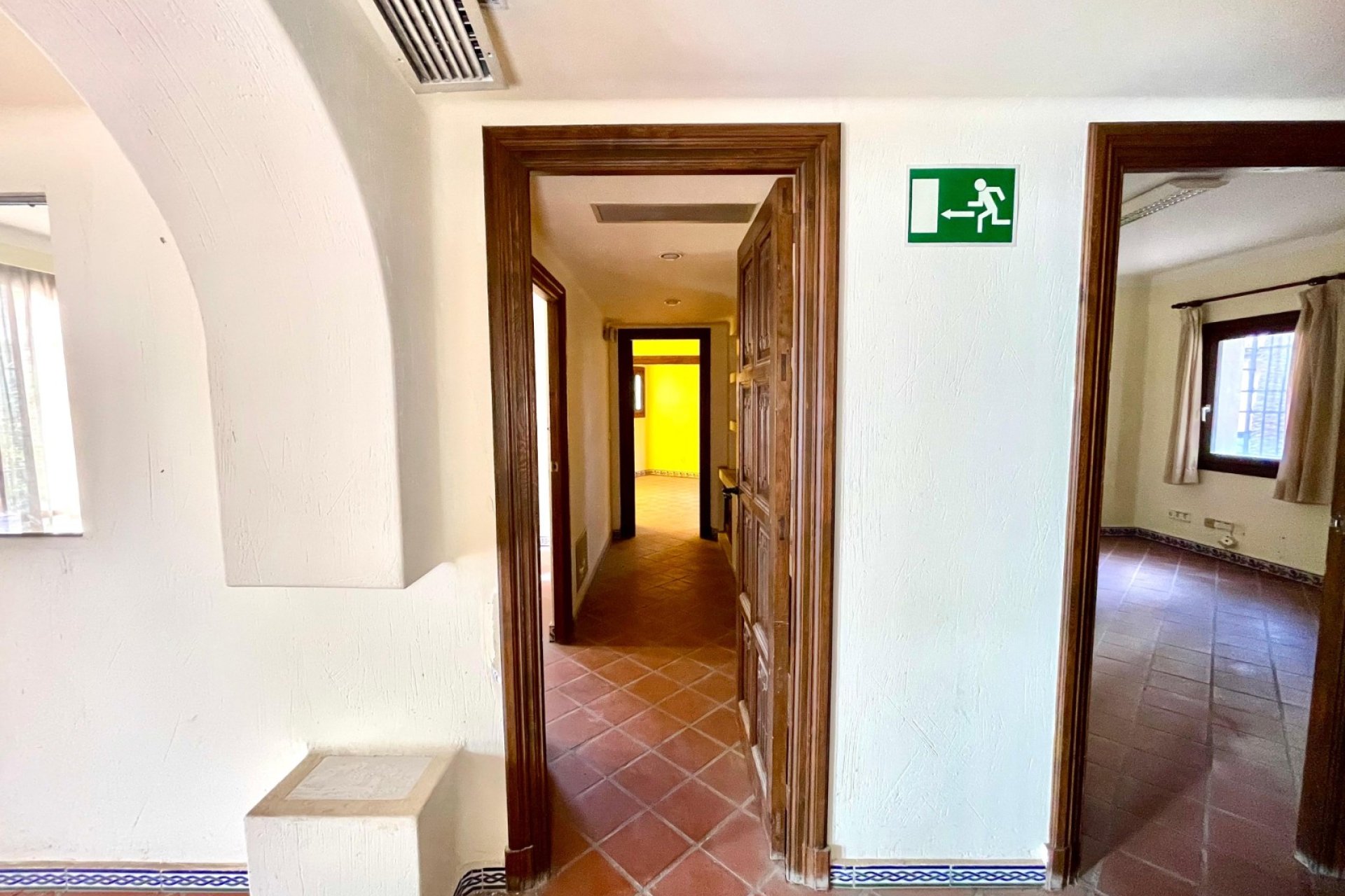 Herverkoop - Reclame - Torrevieia - Playa Los Locos