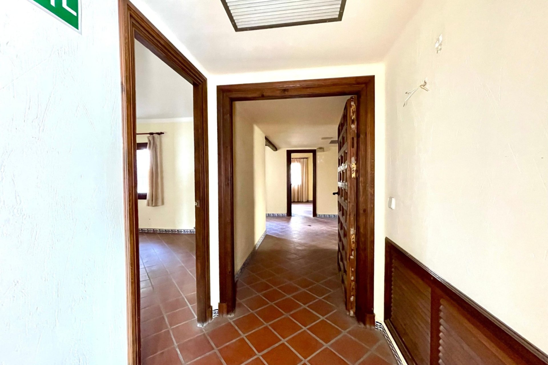 Herverkoop - Reclame - Torrevieia - Playa Los Locos