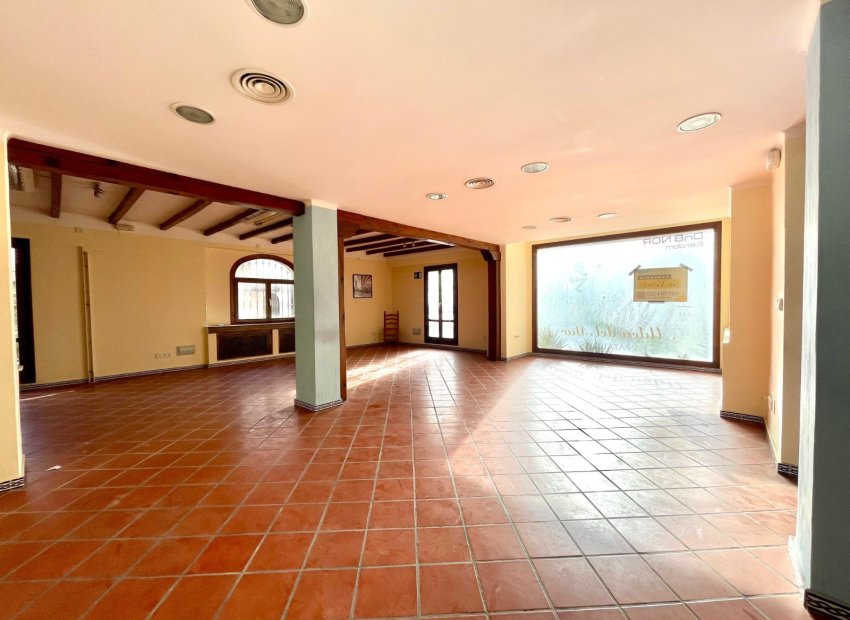 Herverkoop - Reclame - Torrevieia - Playa Los Locos