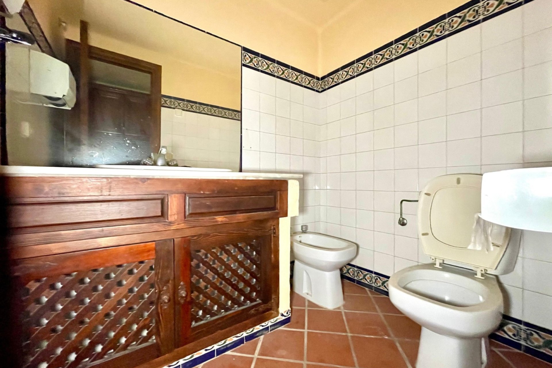 Herverkoop - Reclame - Torrevieia - Playa Los Locos