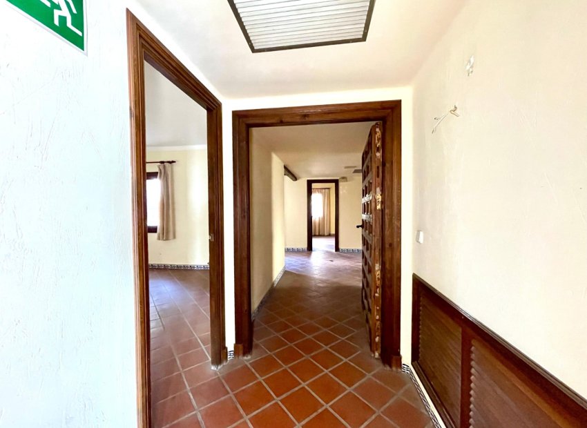 Herverkoop - Reclame - Torrevieia - Playa Los Locos