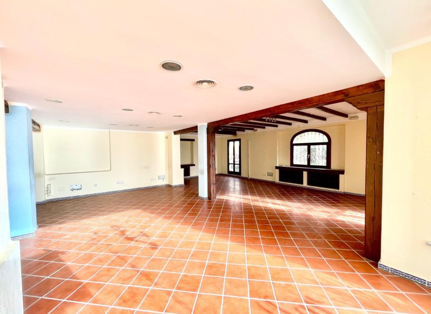 Herverkoop - Reclame - Torrevieia - Playa Los Locos
