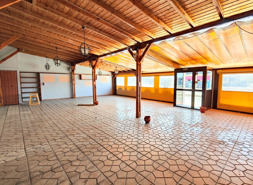 Herverkoop - Reclame - Torrevieia - San Luis