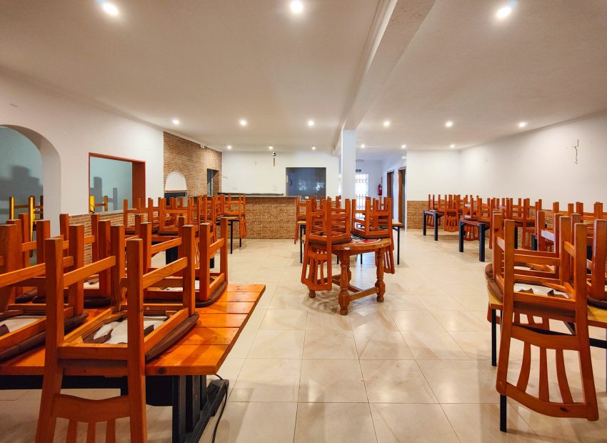 Herverkoop - Reclame - Torrevieia - San Luis