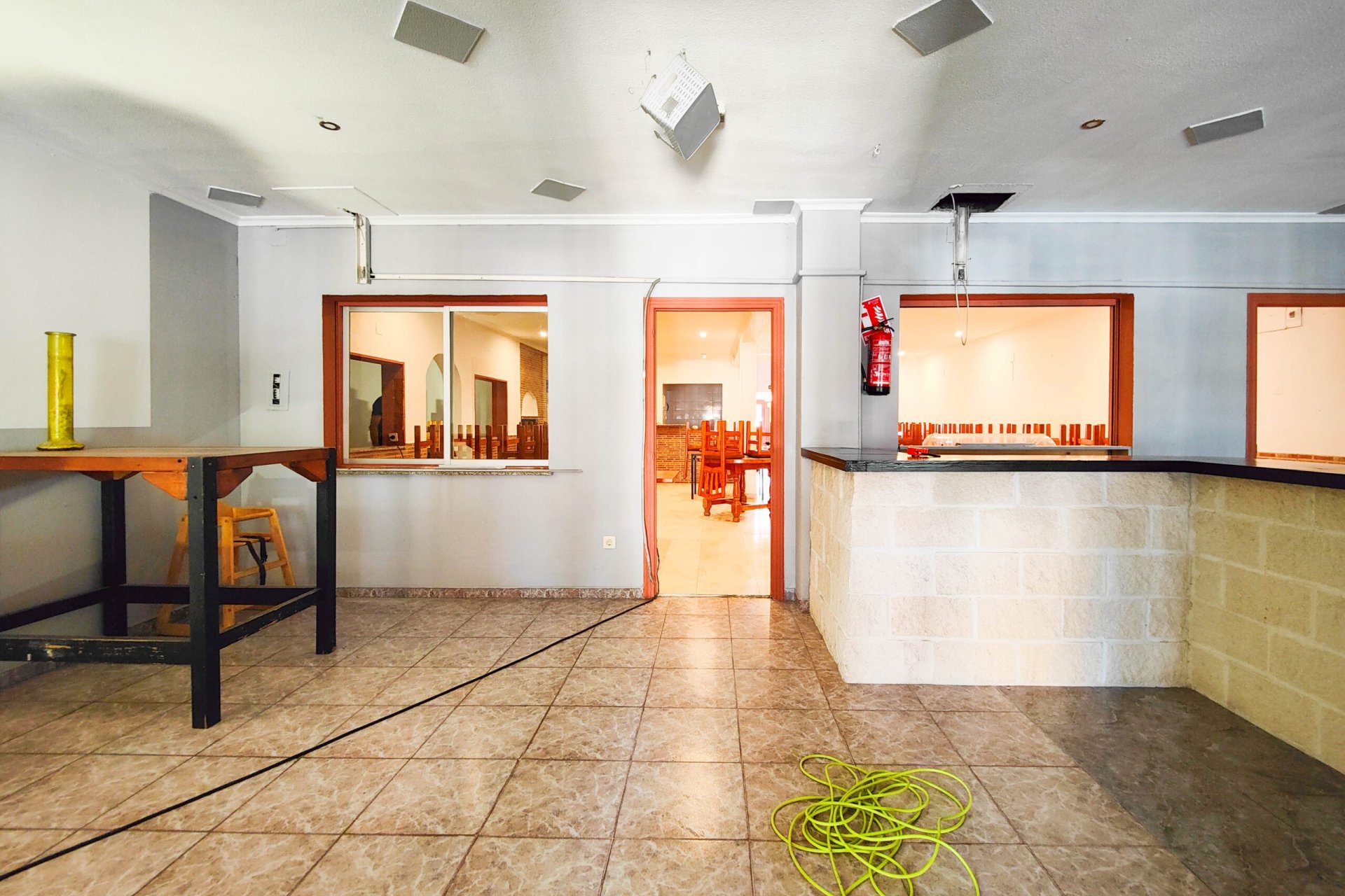 Herverkoop - Reclame - Torrevieia - San Luis