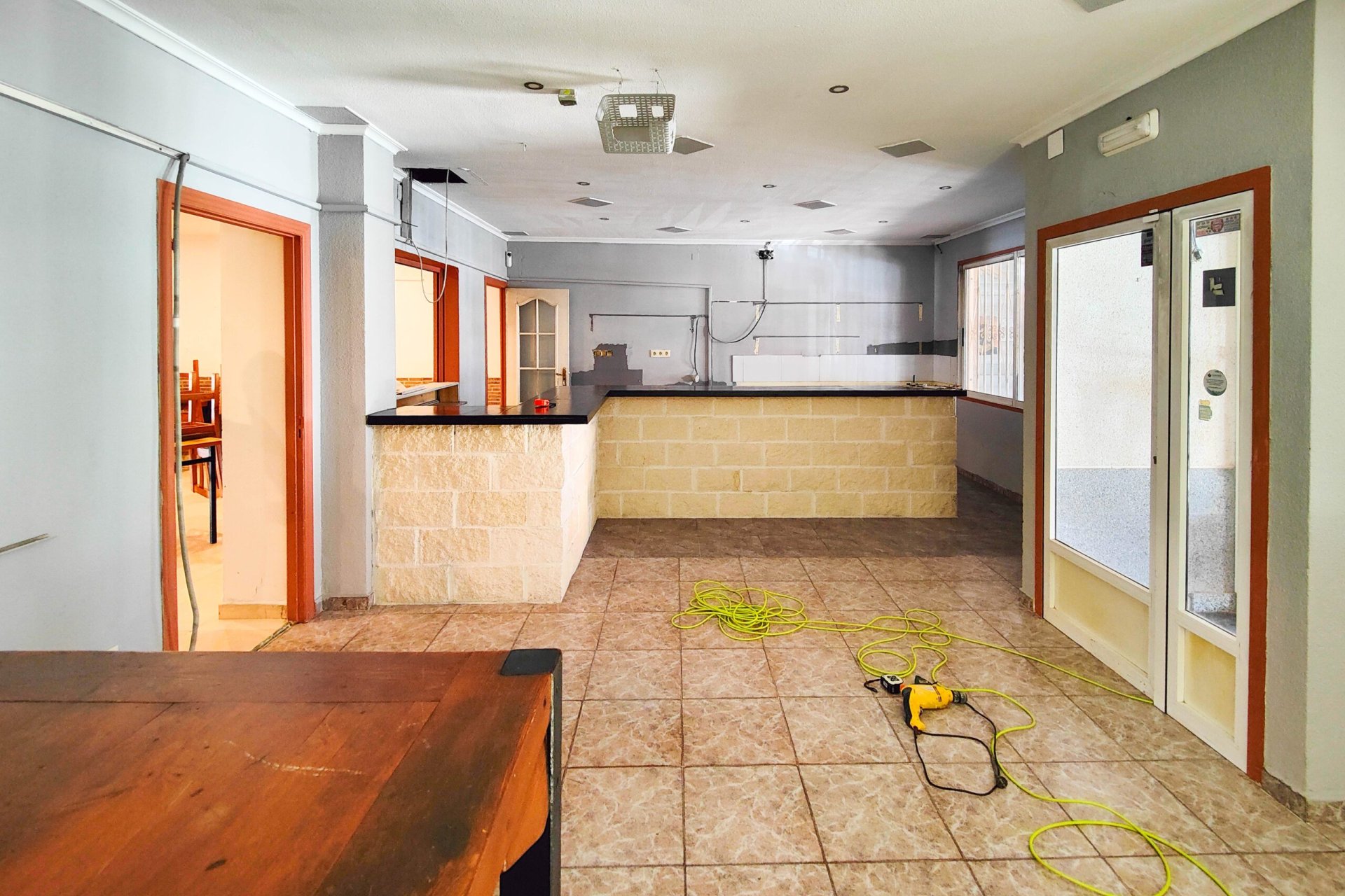 Herverkoop - Reclame - Torrevieia - San Luis