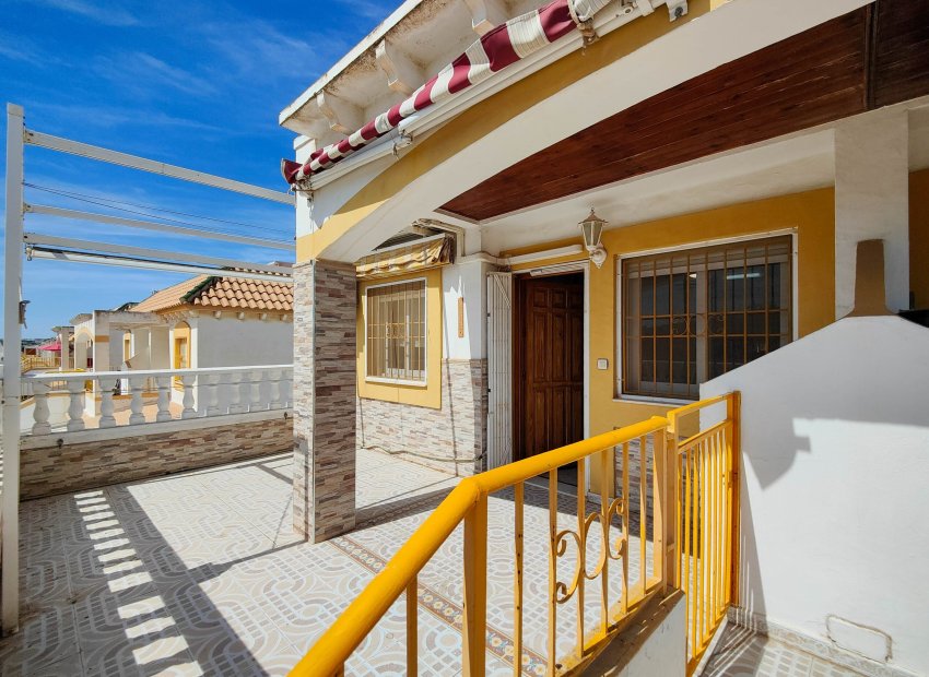 Herverkoop - Top floor bungalow - Torrevieia - La Siesta - El Chaparral - San Luis