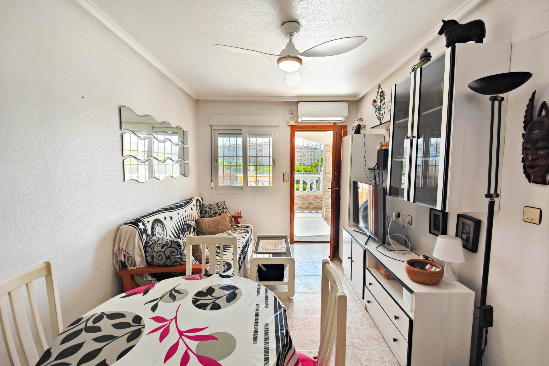 Herverkoop - Top floor bungalow - Torrevieia - La Siesta - El Chaparral - San Luis