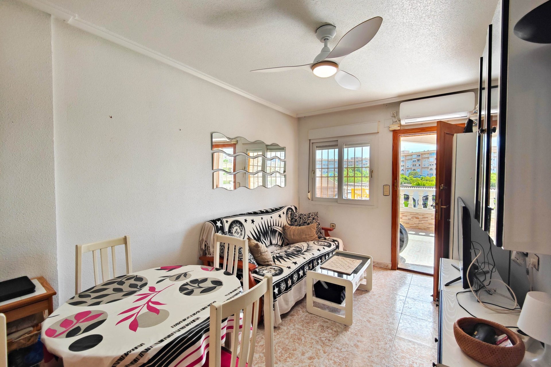 Herverkoop - Top floor bungalow - Torrevieia - La Siesta - El Chaparral - San Luis