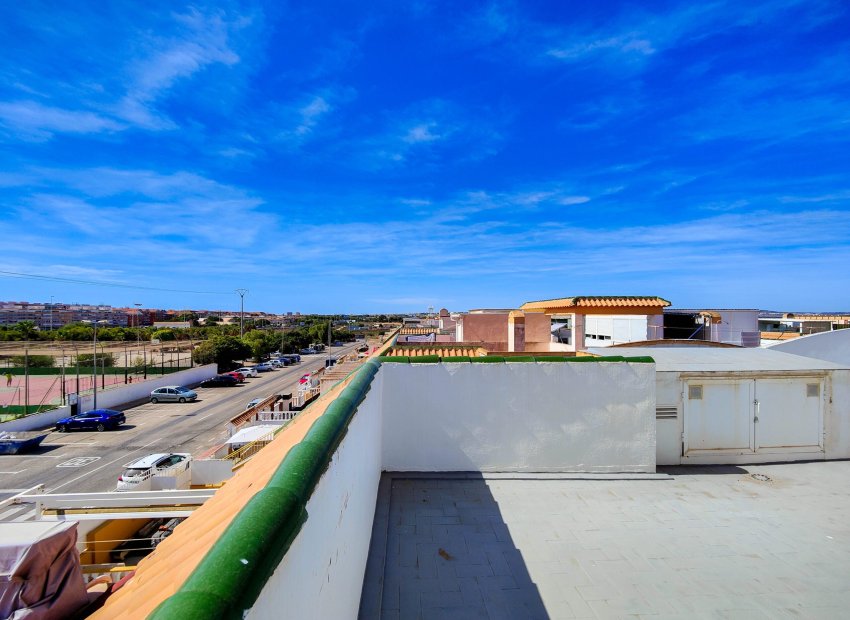 Herverkoop - Top floor bungalow - Torrevieia - La Siesta - El Chaparral - San Luis