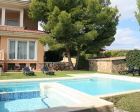 Herverkoop - Townhouse / Duplex / Corner - Alfas del Pí - Colonia Escandinavia-Cautivador