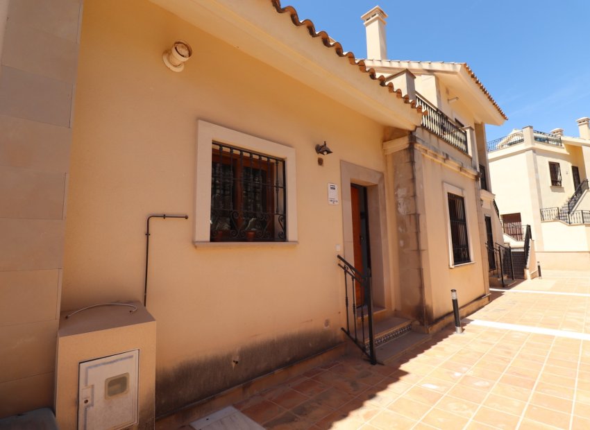 Herverkoop - Townhouse / Duplex / Corner - Algorfa - La finca Golf