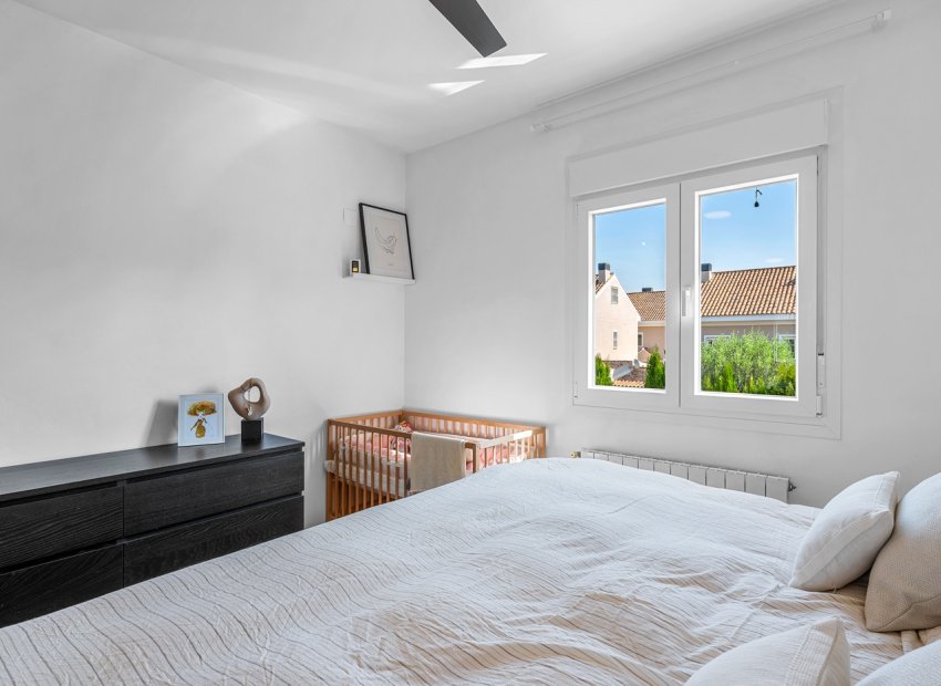 Herverkoop - Townhouse / Duplex / Corner - Alicante - Playa San Juan