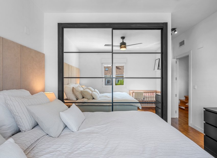 Herverkoop - Townhouse / Duplex / Corner - Alicante - Playa San Juan